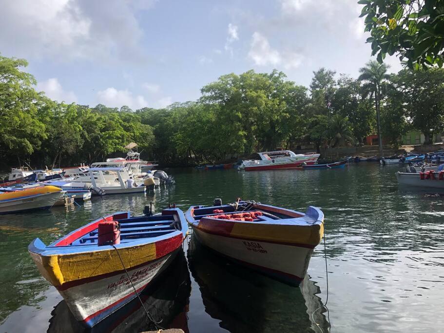 Apartamento turístico y céntrico en Río San Juan. Appartamento Esterno foto